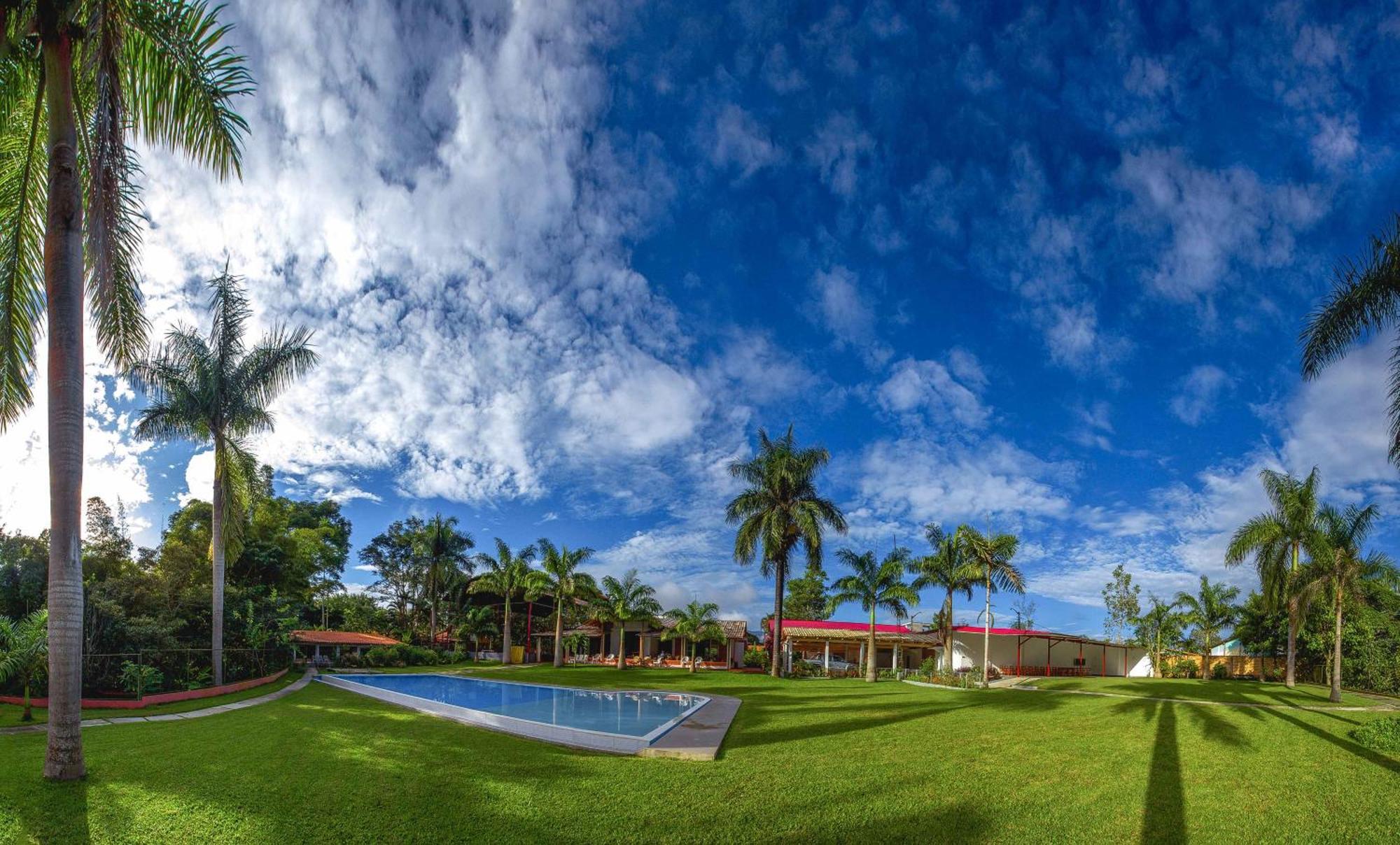 Altavista Casahotel - Asociado Casa Andina Moyobamba Exterior photo